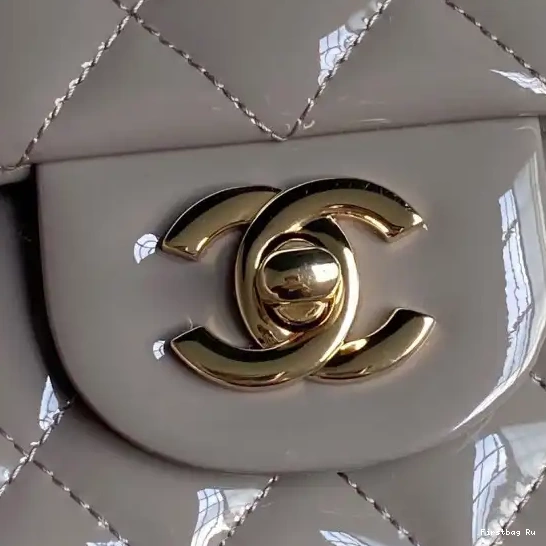 First Bag Ru CHANELassic Handle Handbag With CHANEL Top Mini 0513